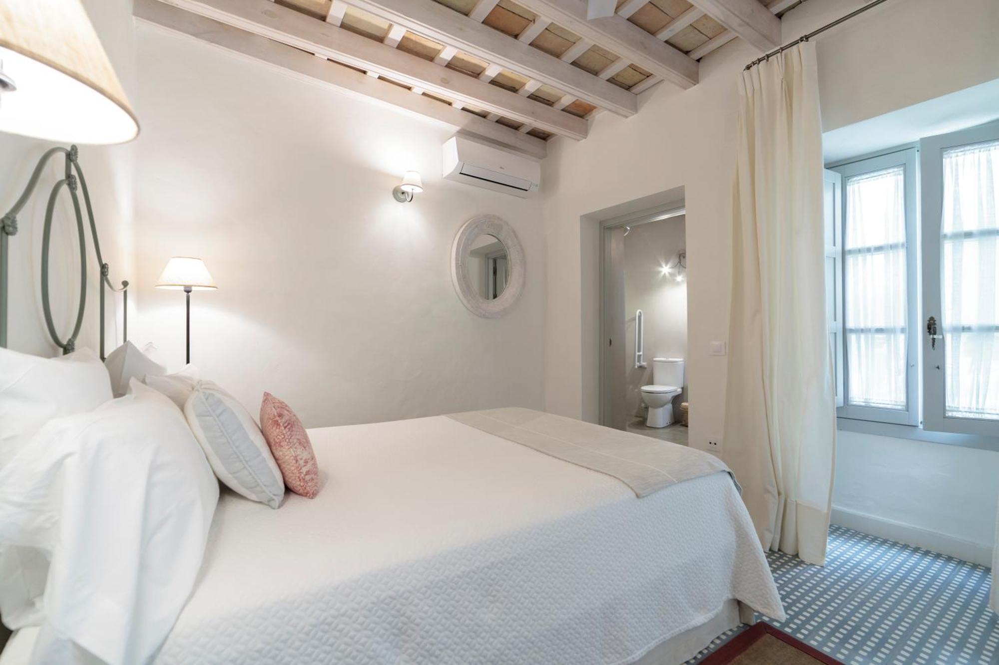 Casa Shelly Hospederia Hotell Vejer de la Frontera Rum bild